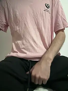 Snapshot of MatteoBrooks chatting on July 1, 6:41 pm MatteoBrooks online show from July 1, 6:41 pm