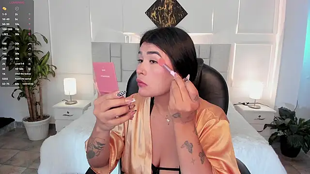 Martina evan online show from July 17, 9:39 am