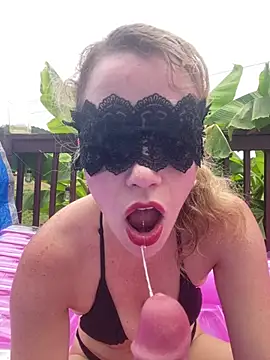 VeiledVixxen online show from July 23, 5:31 pm