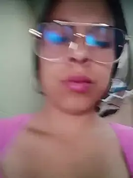 Snapshot of _Aisha_20 chatting on July 1, 2:50 pm Aisha 20 online show from July 1, 2:50 pm