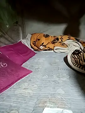Eirlys-baby online show from July 13, 8:24 am