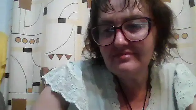 ErikaXShine online show from June 16, 8:09 pm