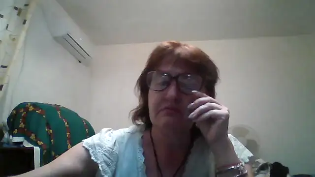 ErikaXShine online show from July 4, 5:28 pm
