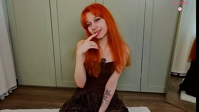 tgirlfoxy online show from June 7, 8:52 am