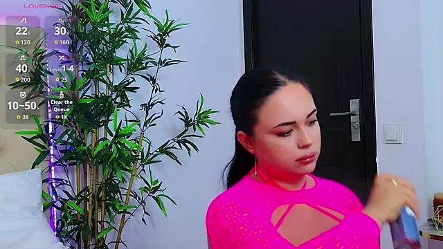 TemptingLuna  online show from July 15, 4:08 am