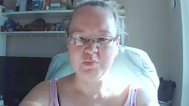 Viola27 online show from July 8, 1:41 am