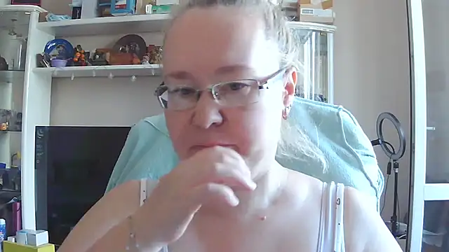 Viola27 online show from July 3, 7:48 am