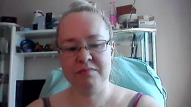 Viola27 online show from June 9, 4:24 am