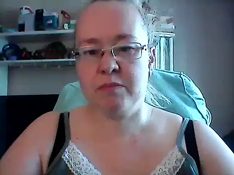 Viola27 online show from June 20, 7:13 am
