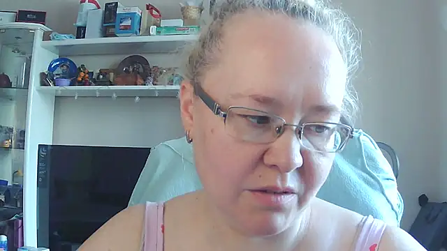 Viola27 online show from July 6, 8:43 am