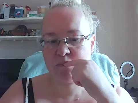 Viola27 online show from August 3, 2:52 am
