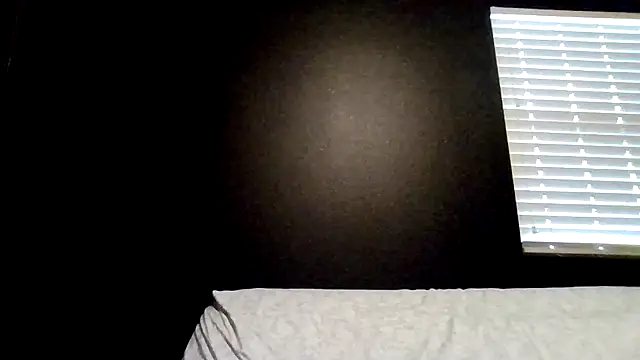 Snapshot of Mikecloudyhawk chatting on July 8, 1:23 pm Mikecloudyhawk online show from July 8, 1:23 pm