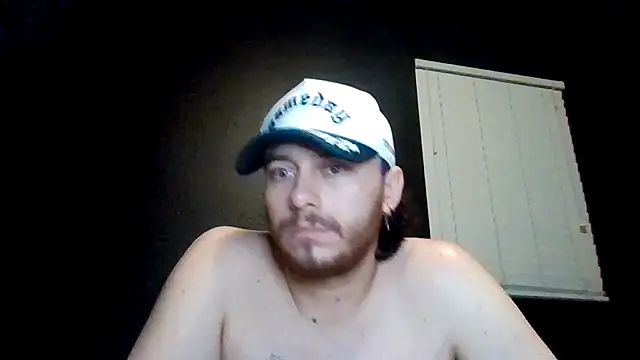 Snapshot of Mikecloudyhawk chatting on July 18, 7:17 am Mikecloudyhawk online show from July 18, 7:17 am