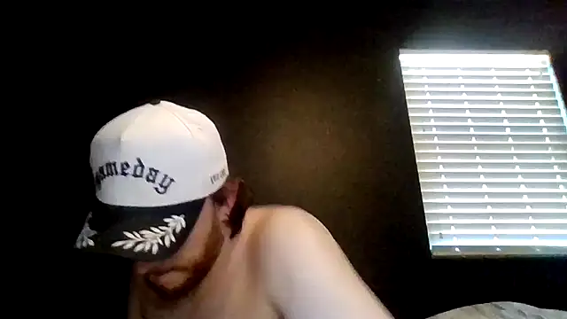 Snapshot of Mikecloudyhawk chatting on July 18, 7:22 pm Mikecloudyhawk online show from July 18, 7:22 pm