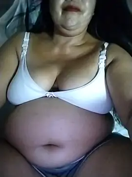 Snapshot of ClassyLady51 chatting on June 23, 3:32 pm ClassyLady51 online show from June 23, 3:32 pm