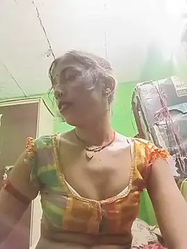Cut shivi56 online show from July 18, 3:31 pm