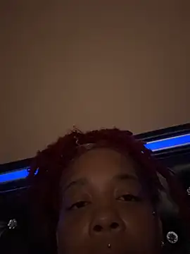 Snapshot of BoujieDee chatting on August 3, 4:42 am BoujieDee online show from August 3, 4:42 am