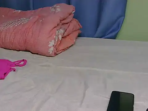 Snapshot of sexxybutty24 chatting on June 26, 7:52 pm sexxybutty24 online show from June 26, 7:52 pm