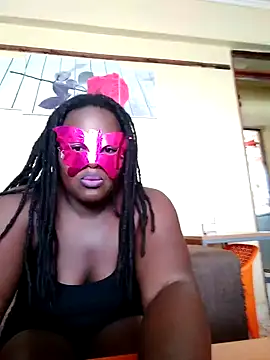 Snapshot of SexyTashar chatting on June 8, 9:32 am SexyTashar online show from June 8, 9:32 am