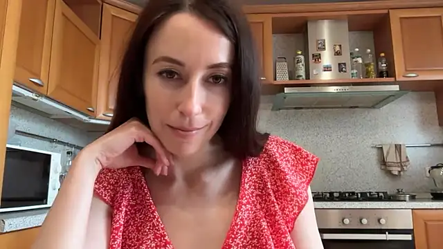 Snapshot of Flamingo_Queen chatting on June 17, 2:38 pm Flamingo Queen online show from June 17, 2:38 pm