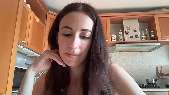 Snapshot of Flamingo_Queen chatting on July 14, 4:28 am Flamingo Queen online show from July 14, 4:28 am