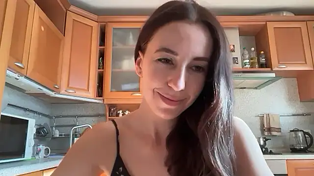 Snapshot of Flamingo_Queen chatting on July 22, 4:25 am Flamingo Queen online show from July 22, 4:25 am