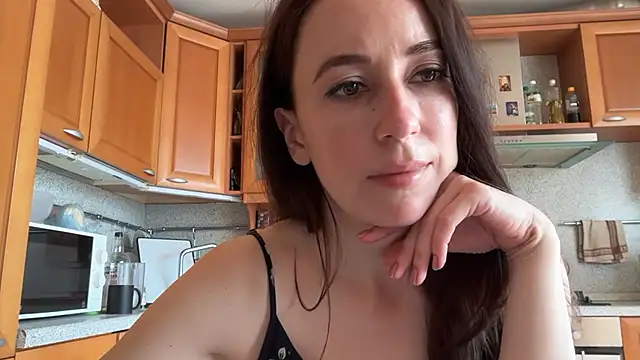 Snapshot of Flamingo_Queen chatting on June 16, 7:19 am Flamingo Queen online show from June 16, 7:19 am