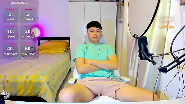 clarkdangerous online show from July 28, 12:40 am