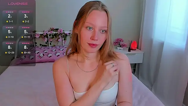 AngelBlaze online show from June 21, 5:13 am