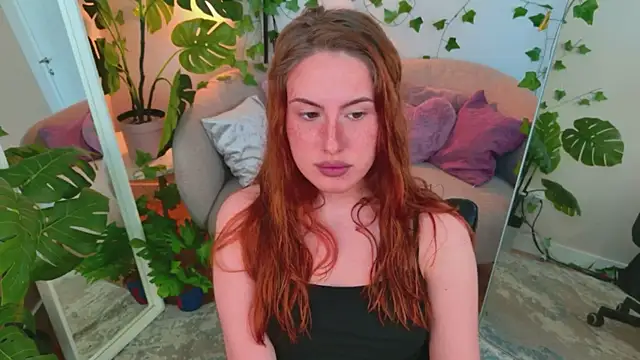Snapshot of ChloeAster chatting on August 2, 2:15 pm ChloeAster online show from August 2, 2:15 pm
