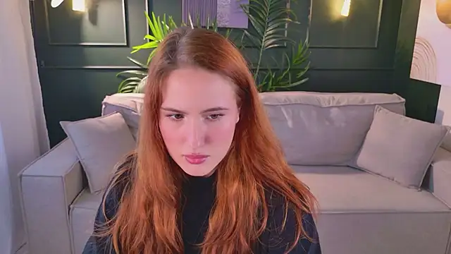 Snapshot of ChloeAster chatting on June 12, 1:53 pm ChloeAster online show from June 12, 1:53 pm