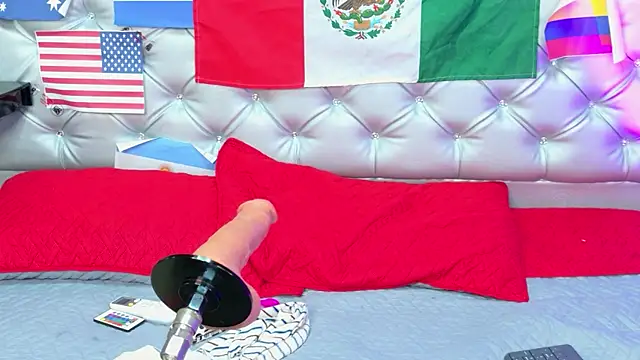 Scarlett  Moon online show from July 1, 1:00 pm