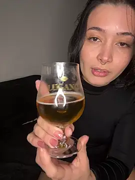 sweetchloe   online show from July 25, 6:58 pm