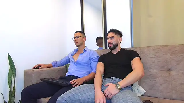 TheLatinBoyfriends online show from July 22, 1:51 am