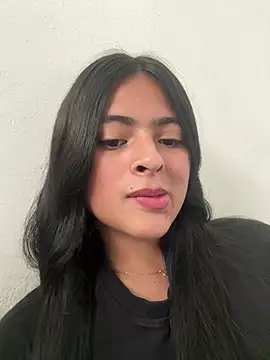 canelareina online show from July 18, 6:27 pm