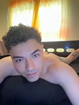 Samu Miller01 online show from June 8, 4:18 pm