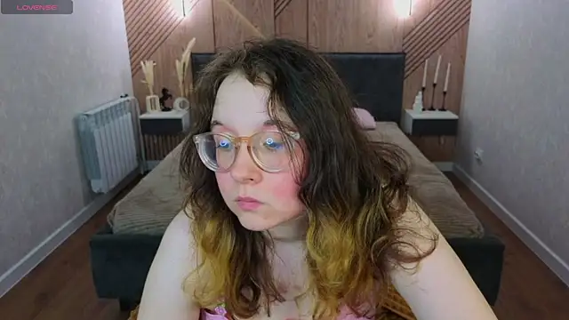 Aleks-casterrr online show from June 11, 5:10 pm