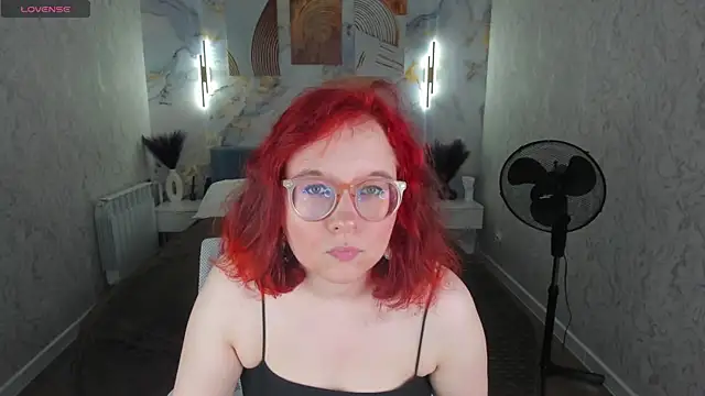 Aleks-casterrr online show from June 25, 5:07 pm
