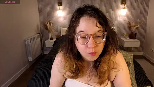 Aleks-casterrr online show from June 20, 5:07 pm
