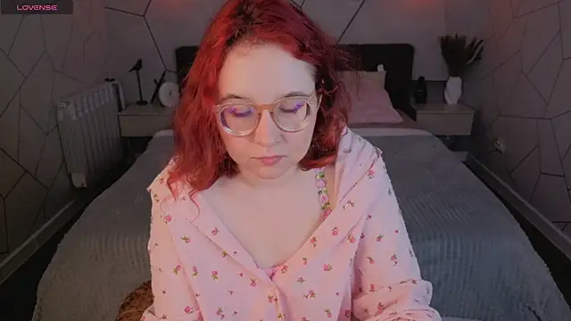 Aleks-casterrr online show from July 8, 5:24 pm