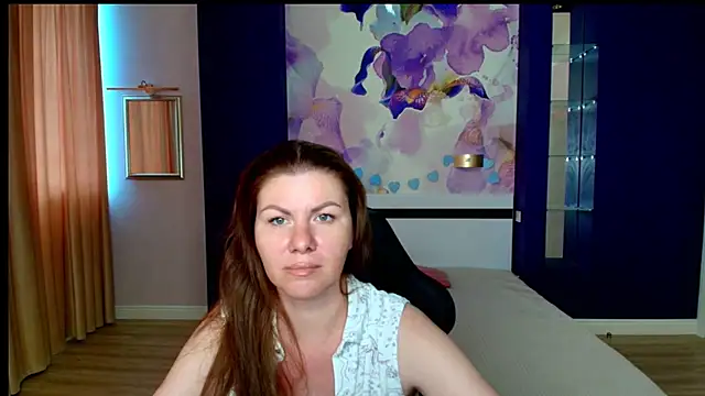Snapshot of LunaKissesx chatting on July 3, 11:39 am LunaKissesx online show from July 3, 11:39 am
