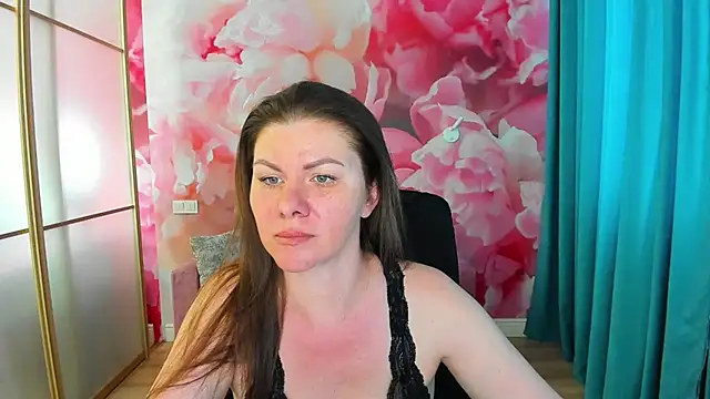 Snapshot of LunaKissesx chatting on June 26, 11:16 am LunaKissesx online show from June 26, 11:16 am