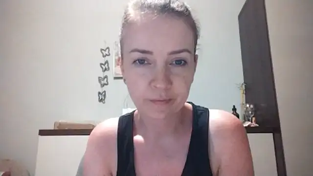 Snapshot of JenniferAlone chatting on June 21, 8:36 pm JenniferAlone online show from June 21, 8:36 pm