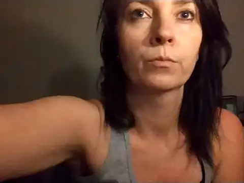 Snapshot of JenniferAlone chatting on July 8, 9:04 pm JenniferAlone online show from July 8, 9:04 pm