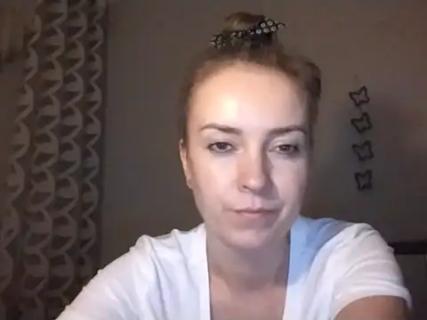 Snapshot of JenniferAlone chatting on July 24, 9:11 pm JenniferAlone online show from July 24, 9:11 pm