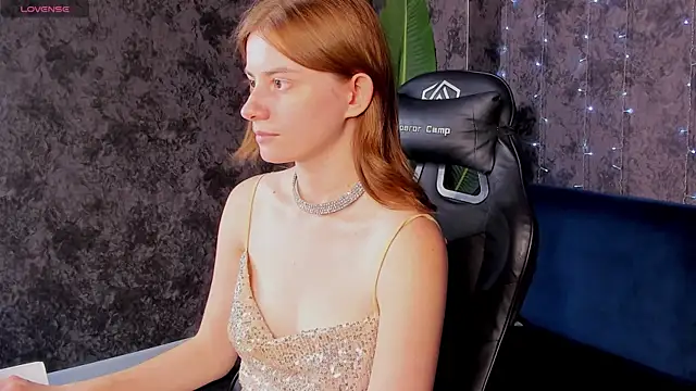 Lilli Rivera online show from July 3, 9:16 am