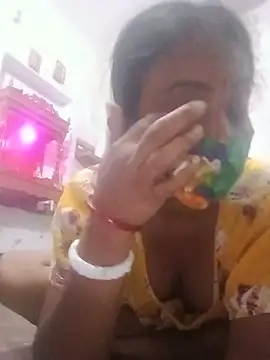 Simi-hot-boudi online show from June 11, 5:10 pm