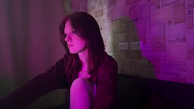 Snapshot of Catherine19Hunt chatting on June 12, 3:43 pm Catherine19Hunt online show from June 12, 3:43 pm