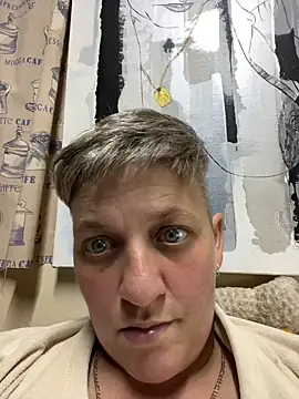 blueiceeyes online show from June 21, 6:14 pm