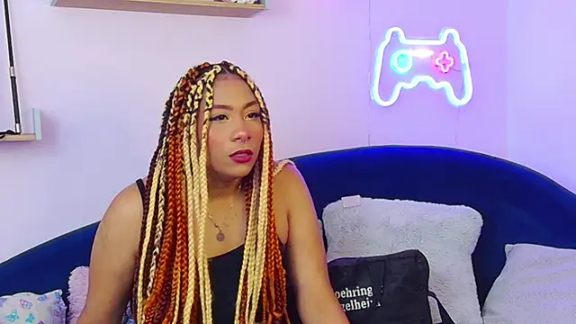 Aria Peach  online show from July 11, 8:20 pm